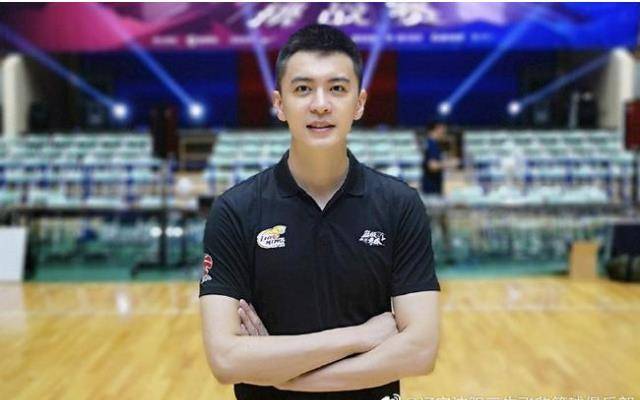 1xbet官网-科隆队长重伤赛季报销，主帅直言赛程残酷  